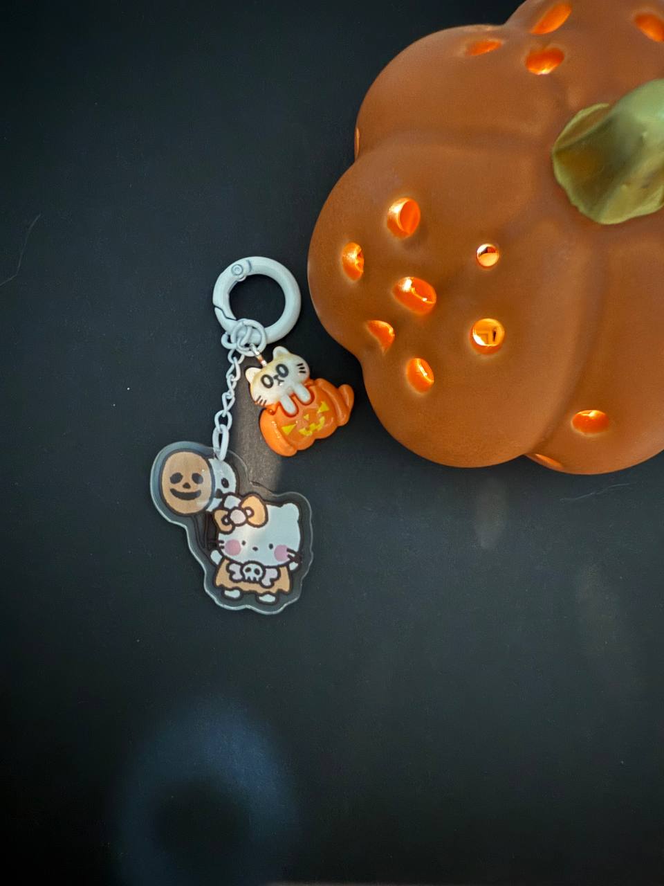 Haloween Hello kitty keychain